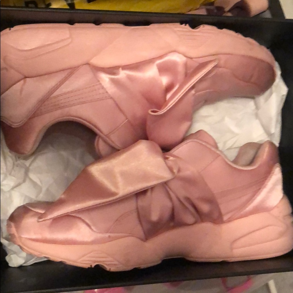 Pink rihanna bow sneakers